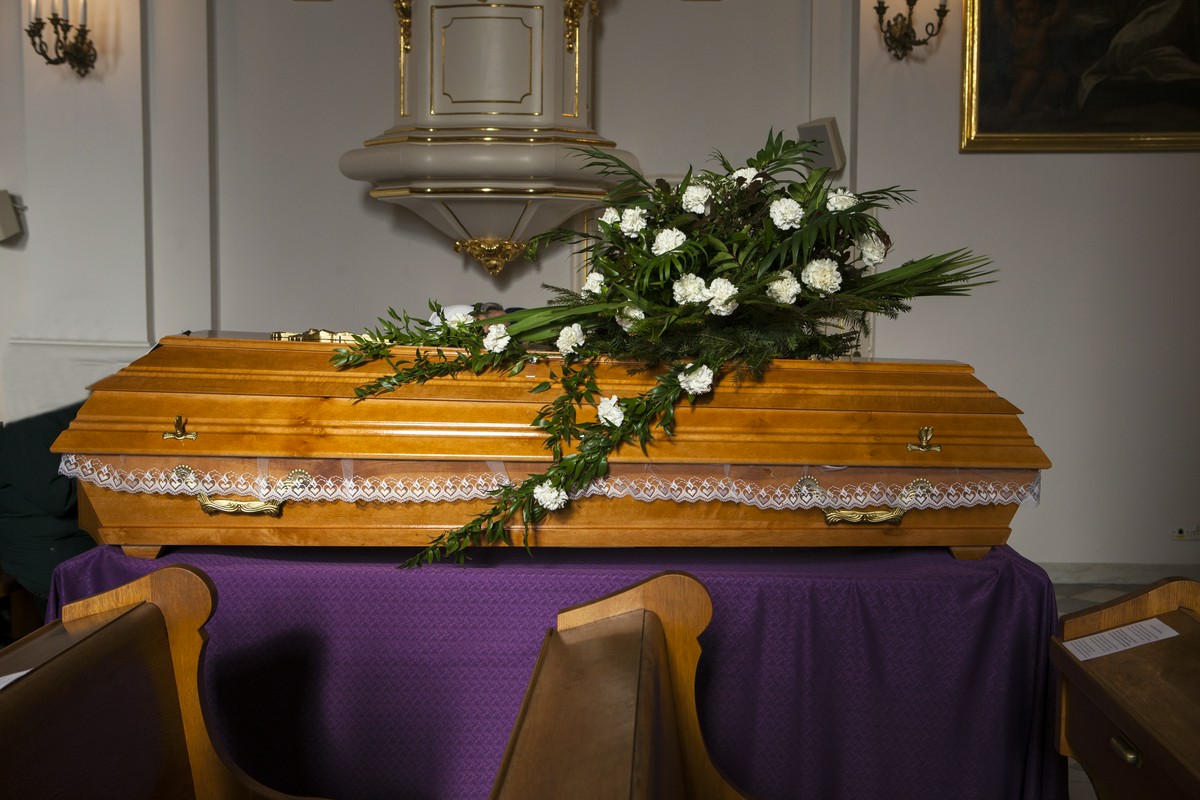 Atmosfera ceremonii pogrzebowej w Chrzanowie